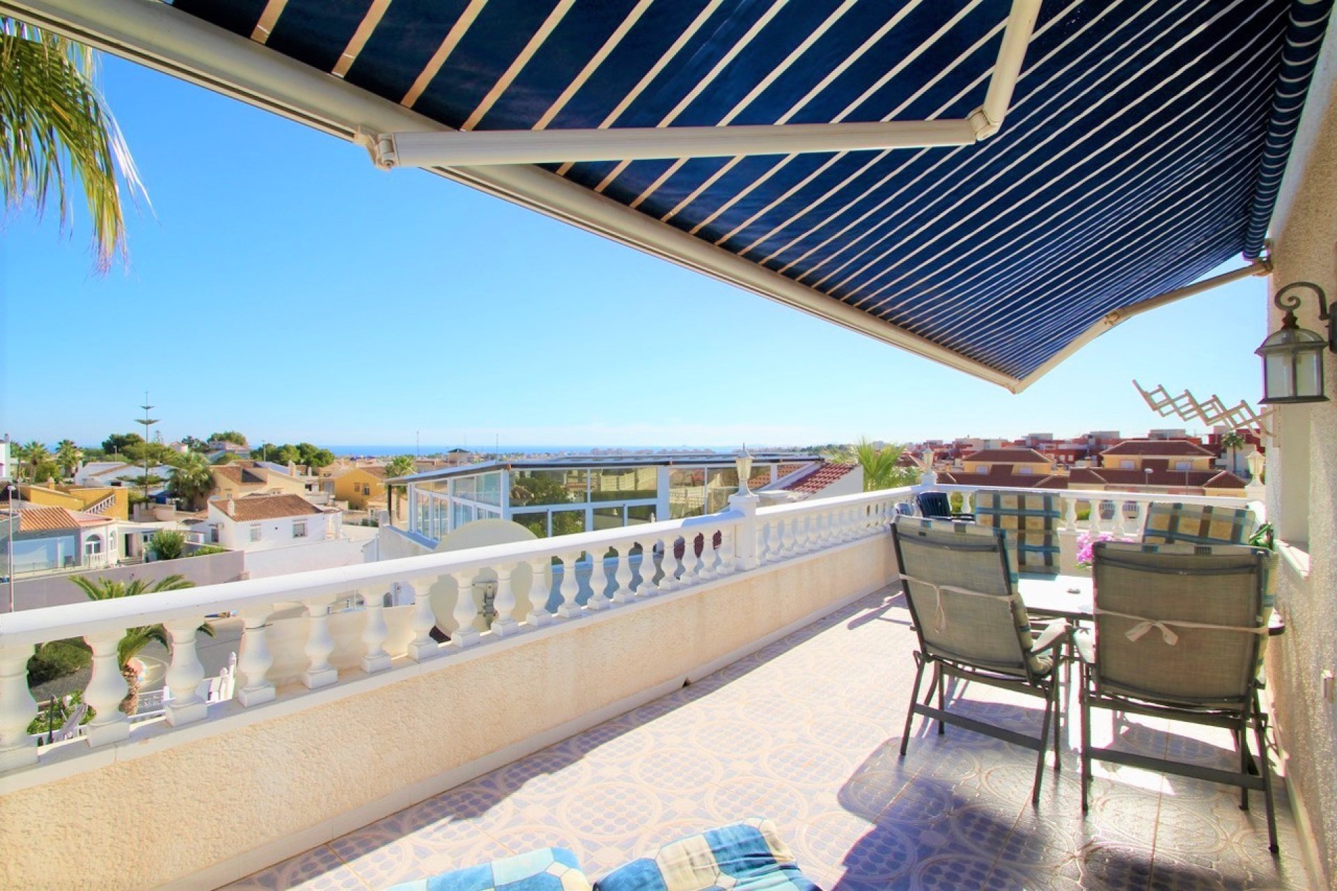 Återförsäljning - Villa -
Orihuela Costa - Villamartín