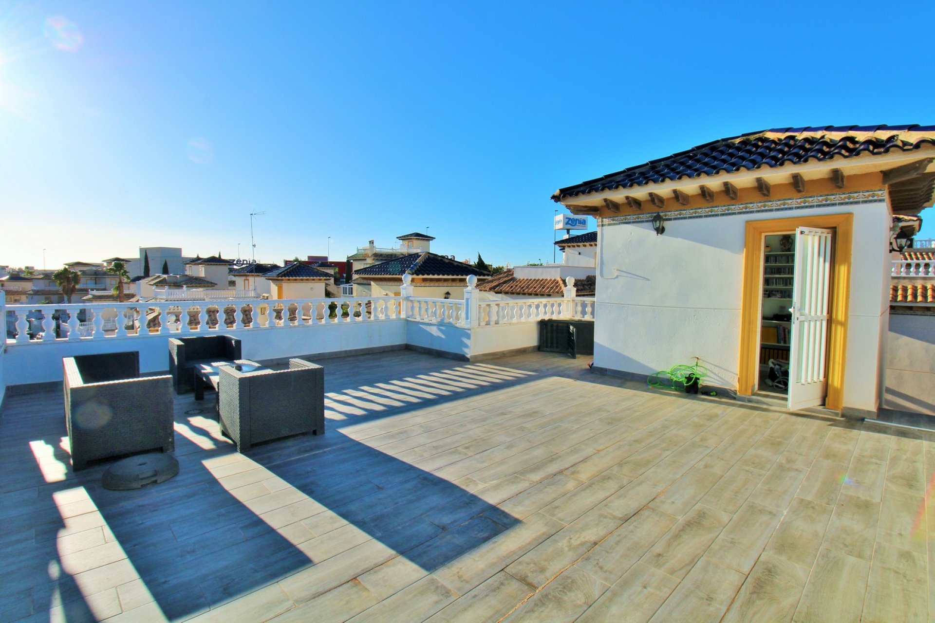 Återförsäljning - Villa -
Playa Flamenca