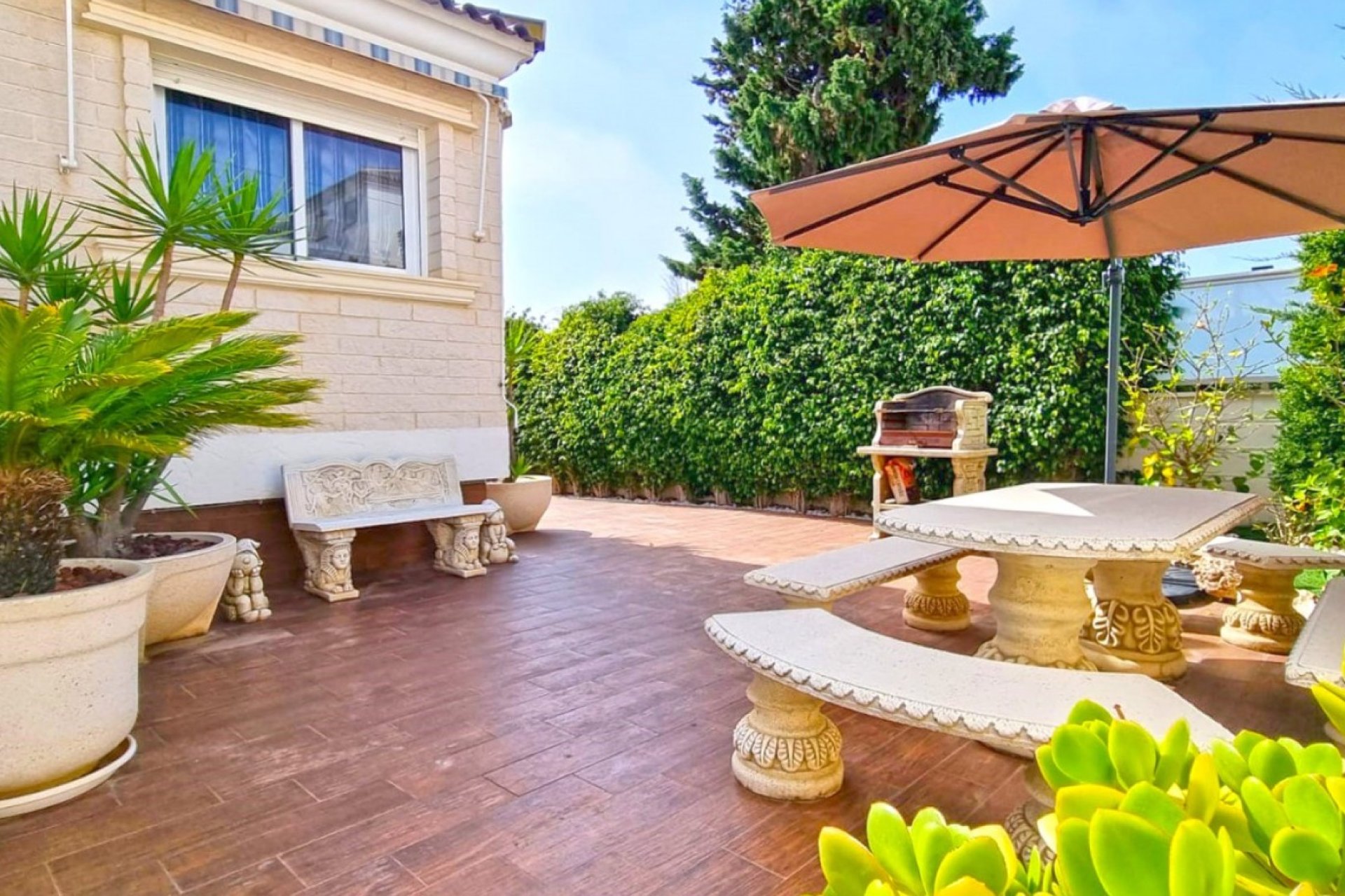 Återförsäljning - Villa -
Torrevieja - La Mata