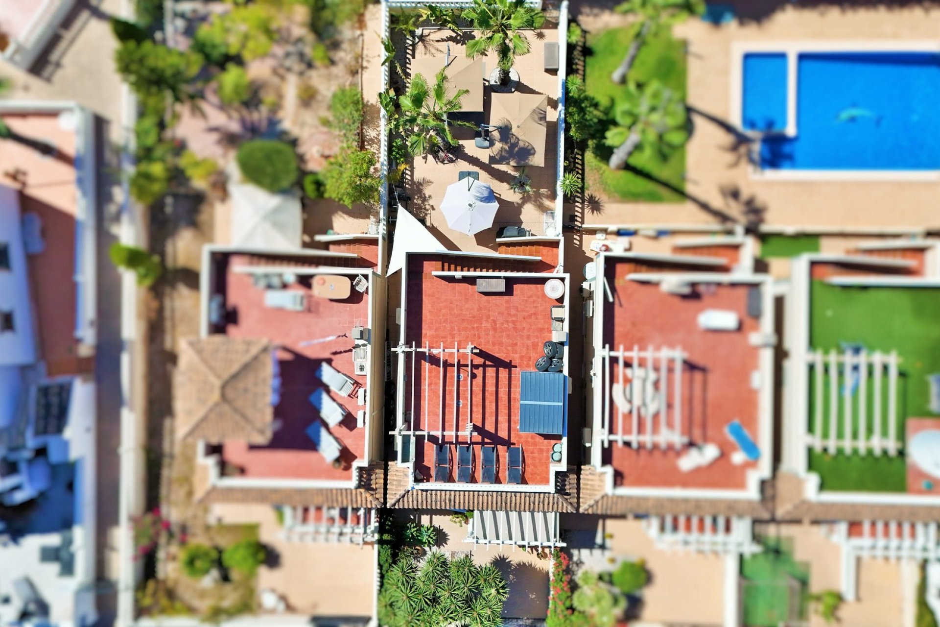 Återförsäljning - Villa -
Villamartín - Las Violetas