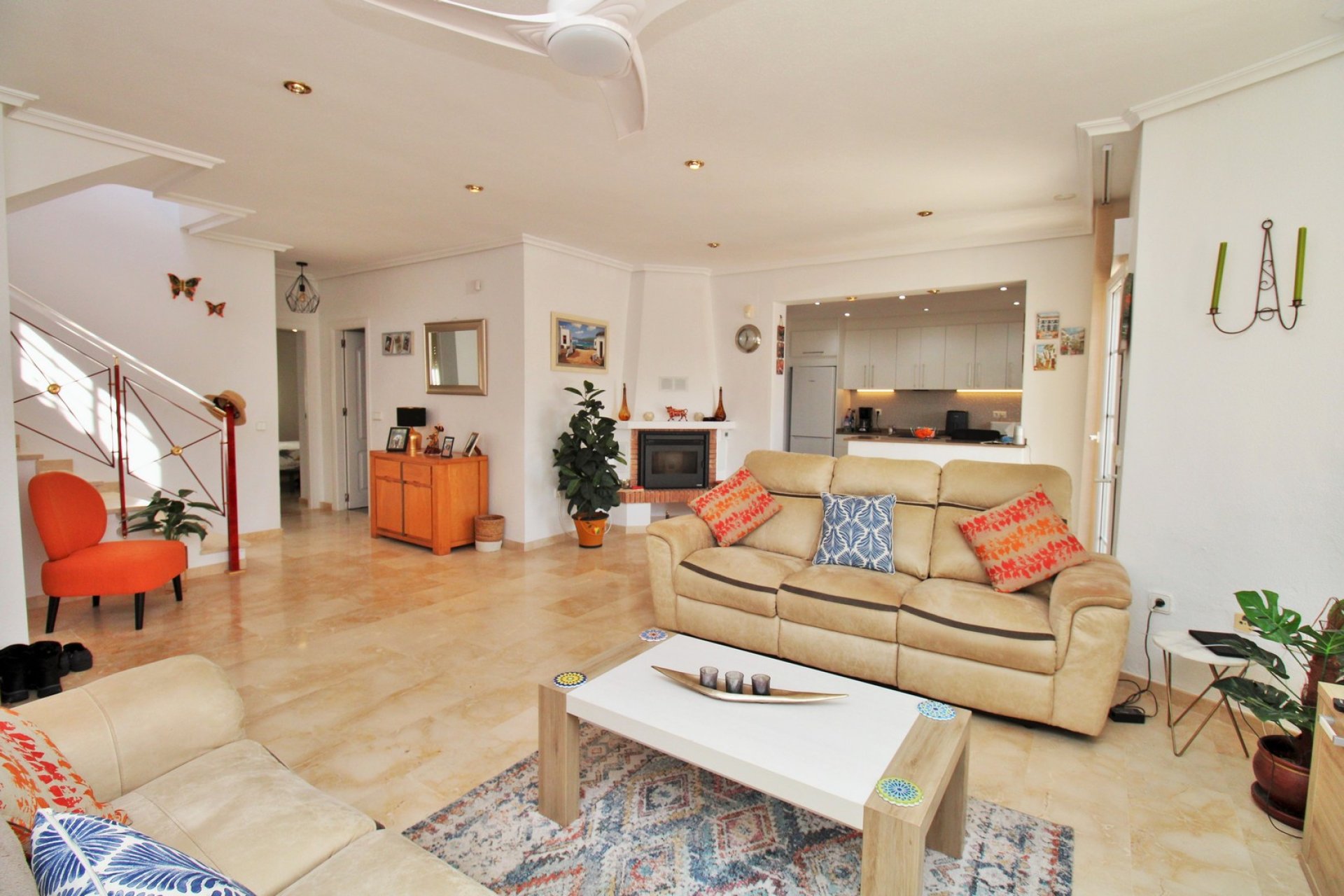 Återförsäljning - Villa -
Villamartín - Los Dolses
