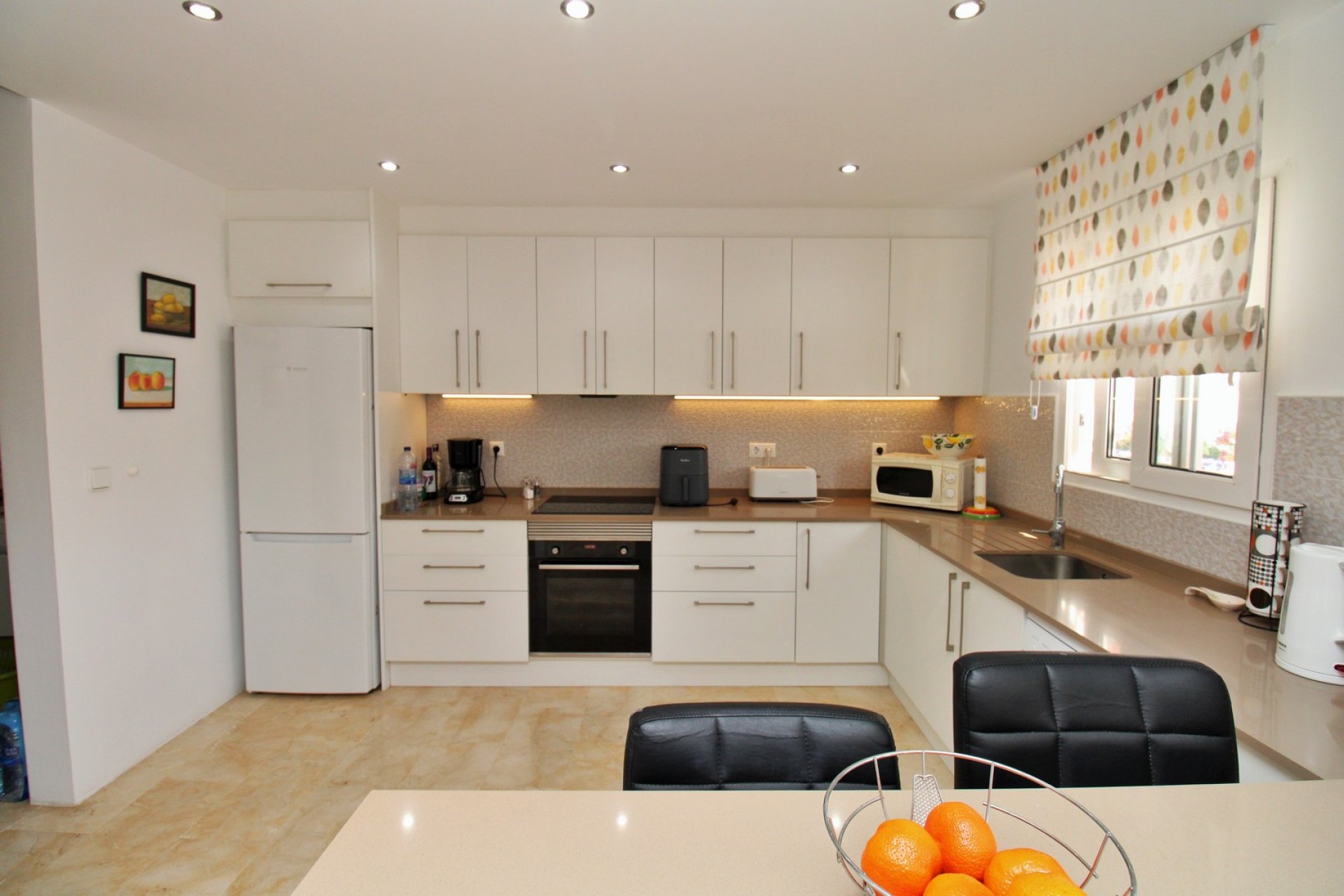 Återförsäljning - Villa -
Villamartín - Los Dolses