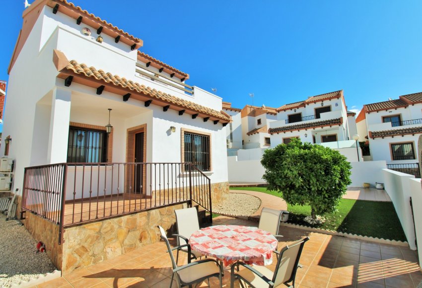 Återförsäljning - Villa -
Villamartín - PAU 8