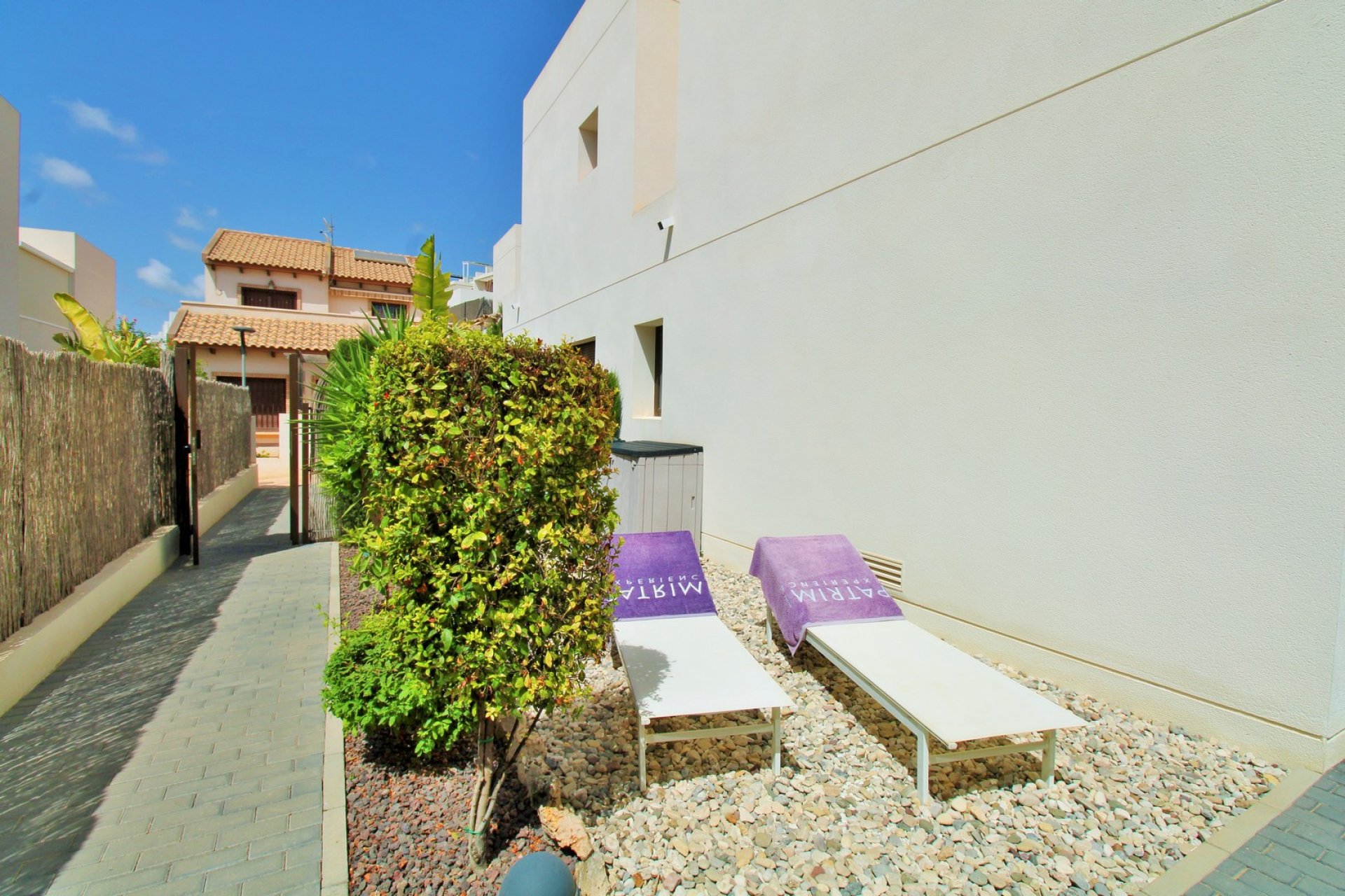 Återförsäljning - Villa -
Villamartín - PAU 8
