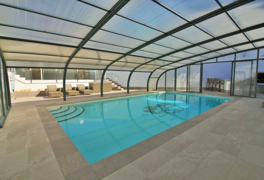 Återförsäljning - Villa -
Villamartín - Villamartin