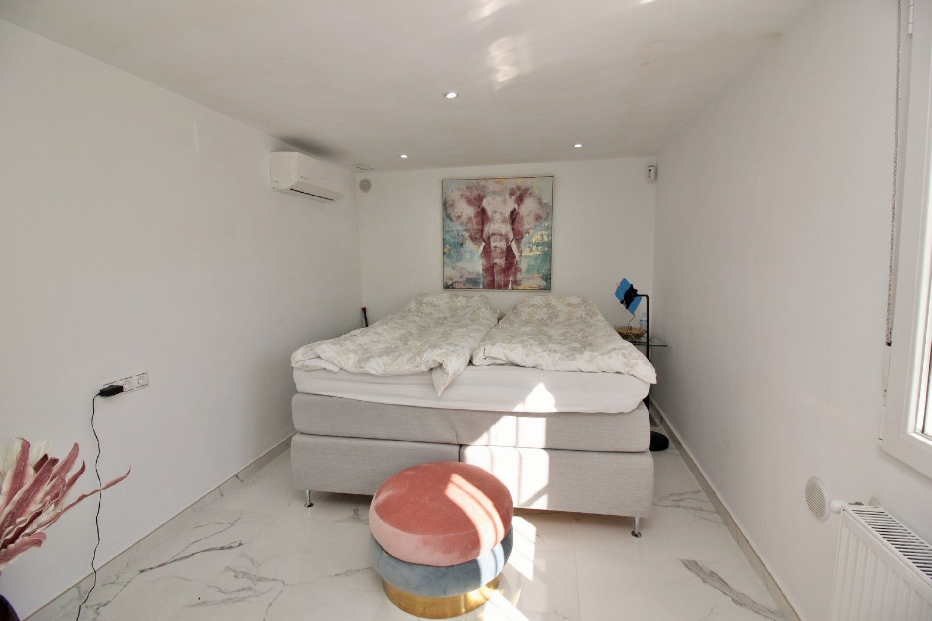 Återförsäljning - Villa -
Villamartín - Villamartin