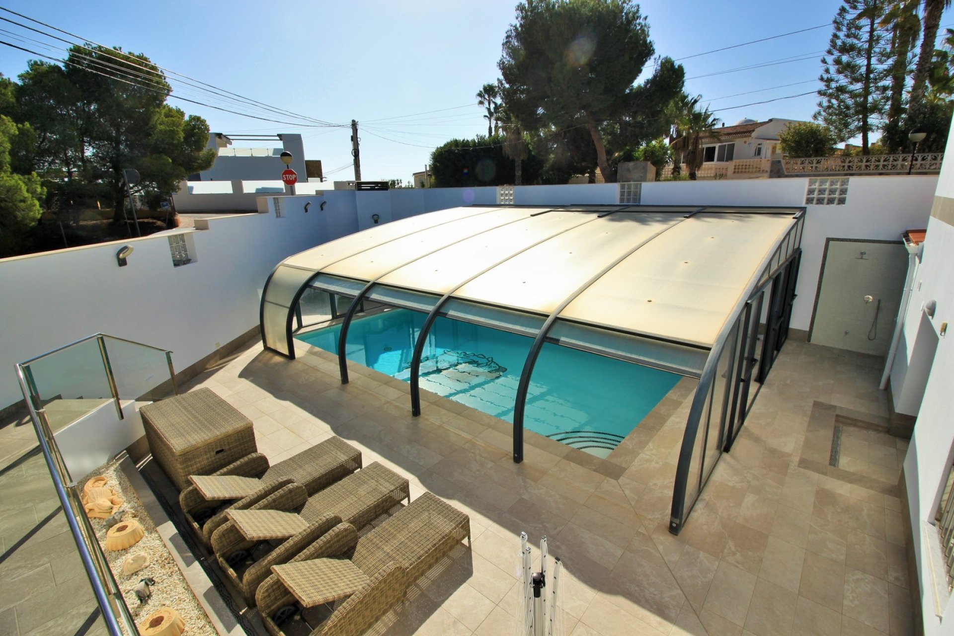 Återförsäljning - Villa -
Villamartín - Villamartin