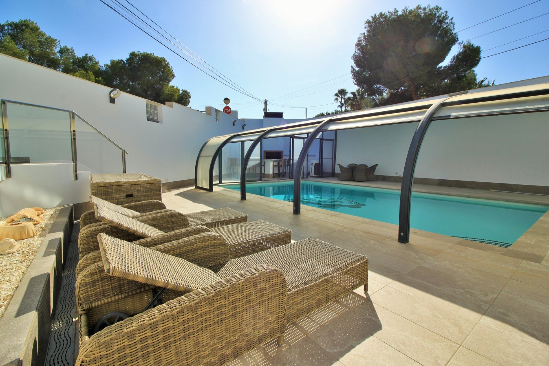 Återförsäljning - Villa -
Villamartín - Villamartin