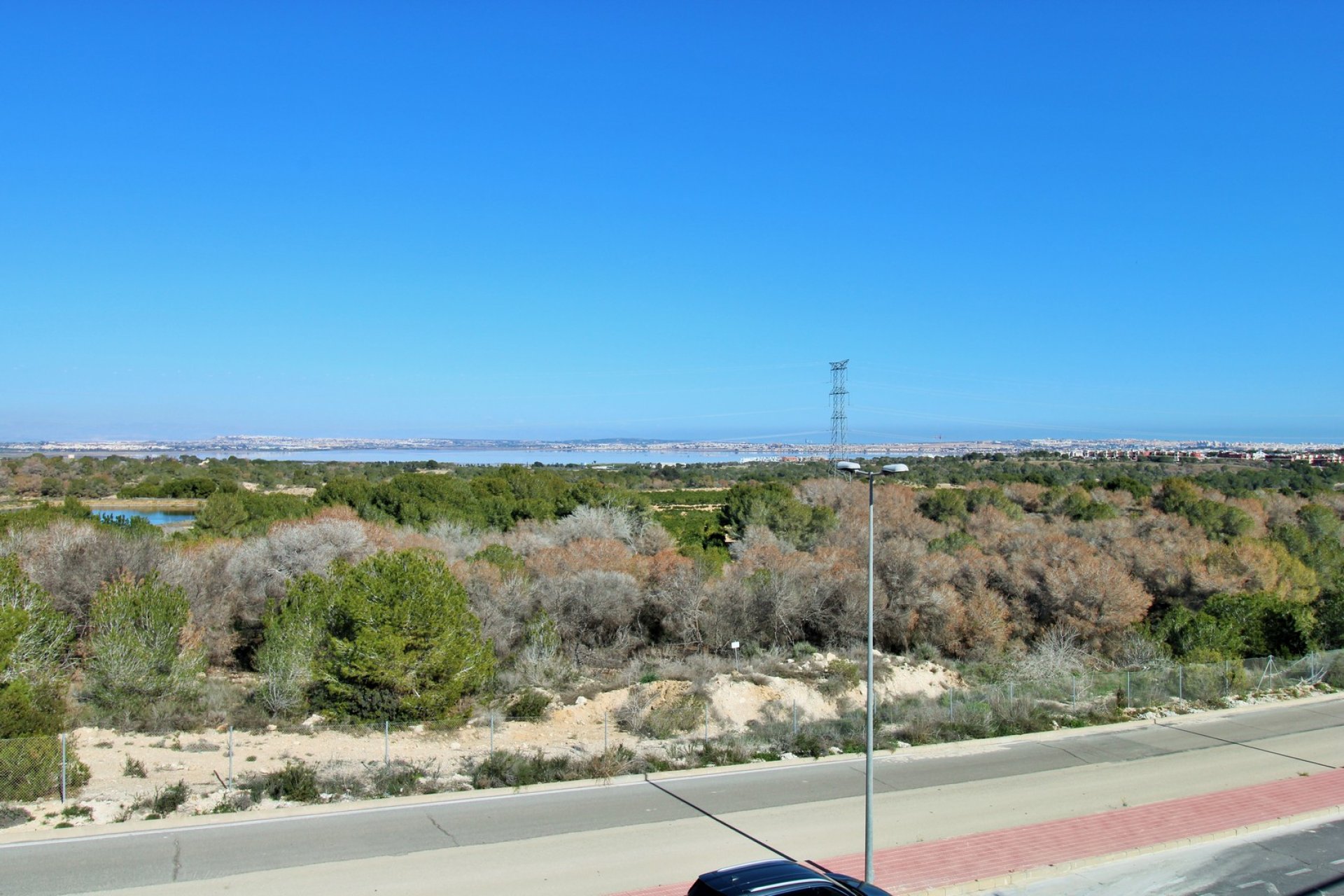 Återförsäljning - Villa -
Villamartín - Villamartin
