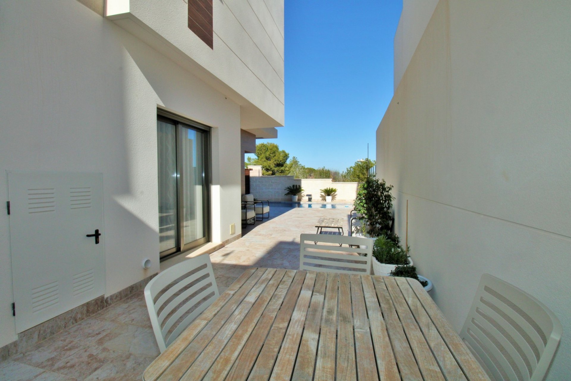 Återförsäljning - Villa -
Villamartín - Villamartin