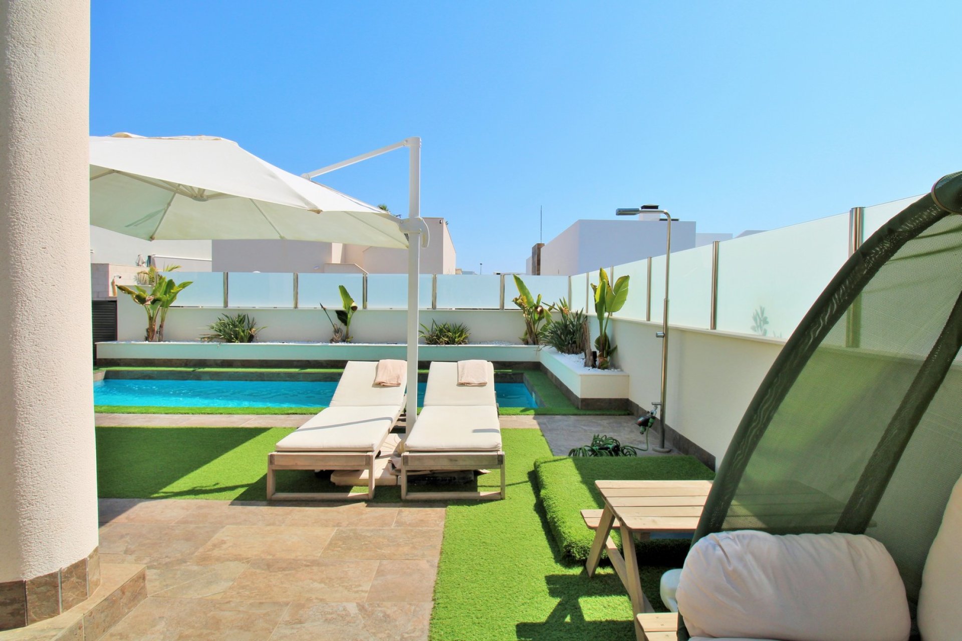 Återförsäljning - Villa -
Villamartín - Villamartin
