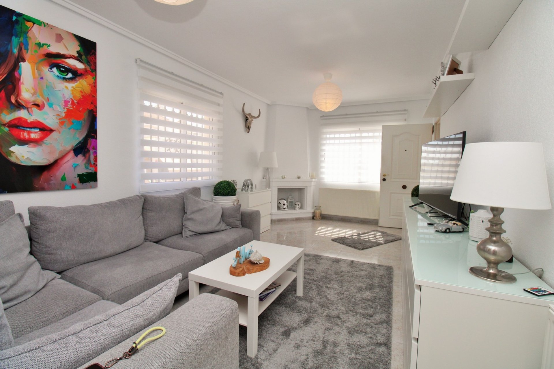 Återförsäljning - Villa -
Villamartín - Villamartin