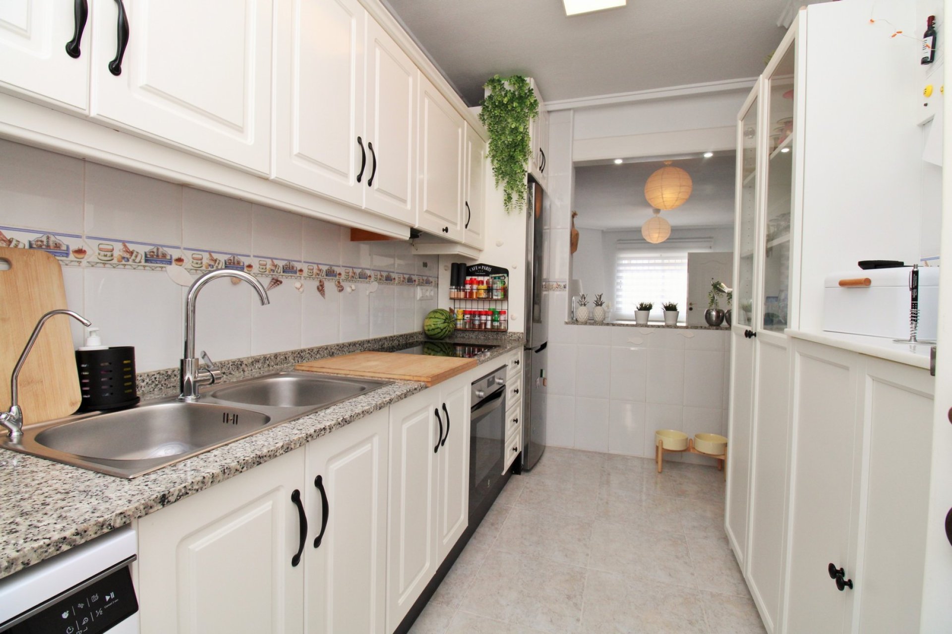 Återförsäljning - Villa -
Villamartín - Villamartin