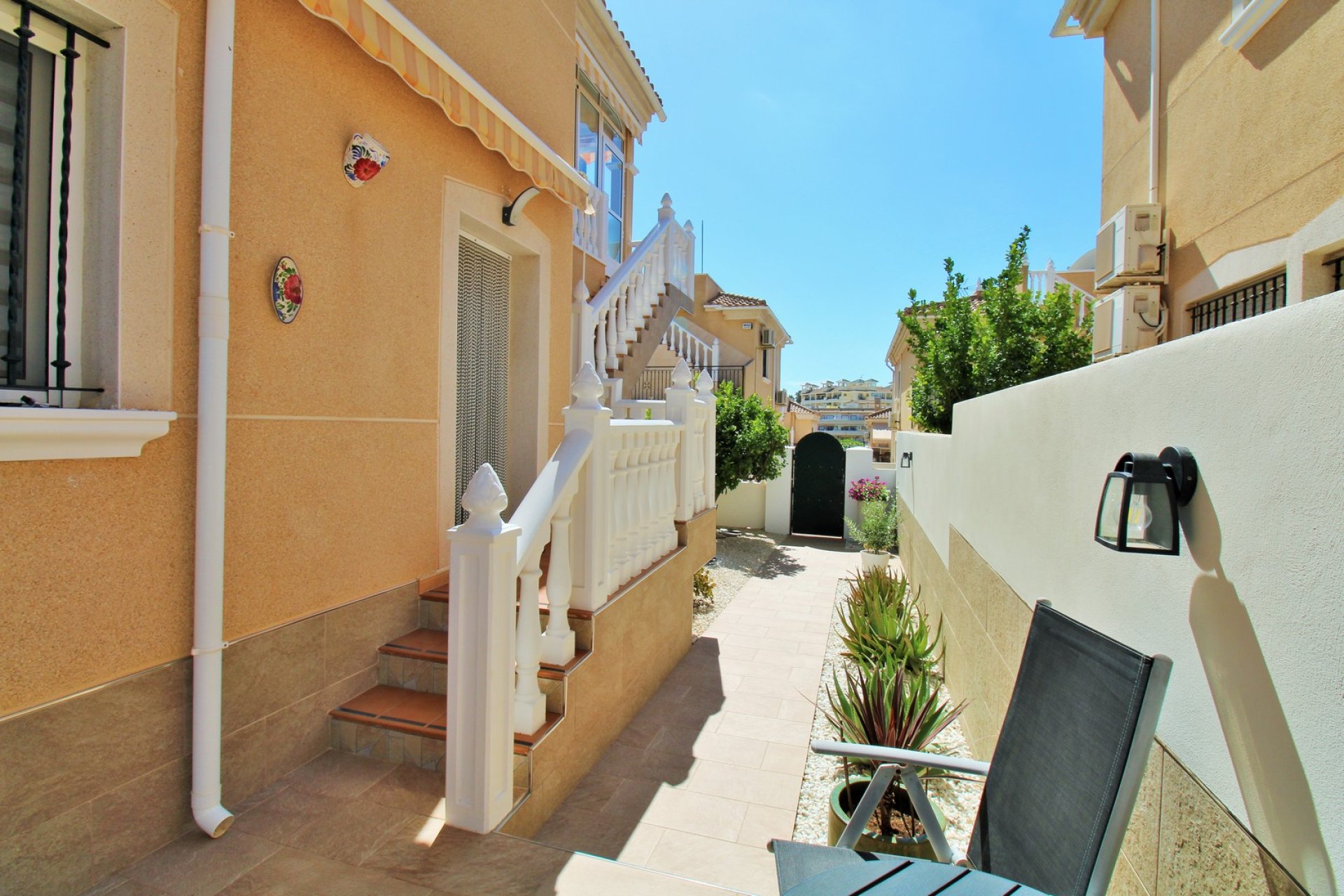 Återförsäljning - Villa -
Villamartín - Villamartin