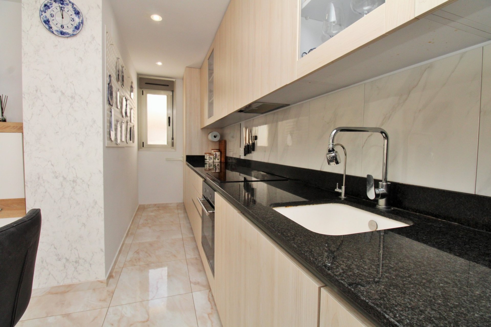 Återförsäljning - Villa -
Villamartín - Villamartin