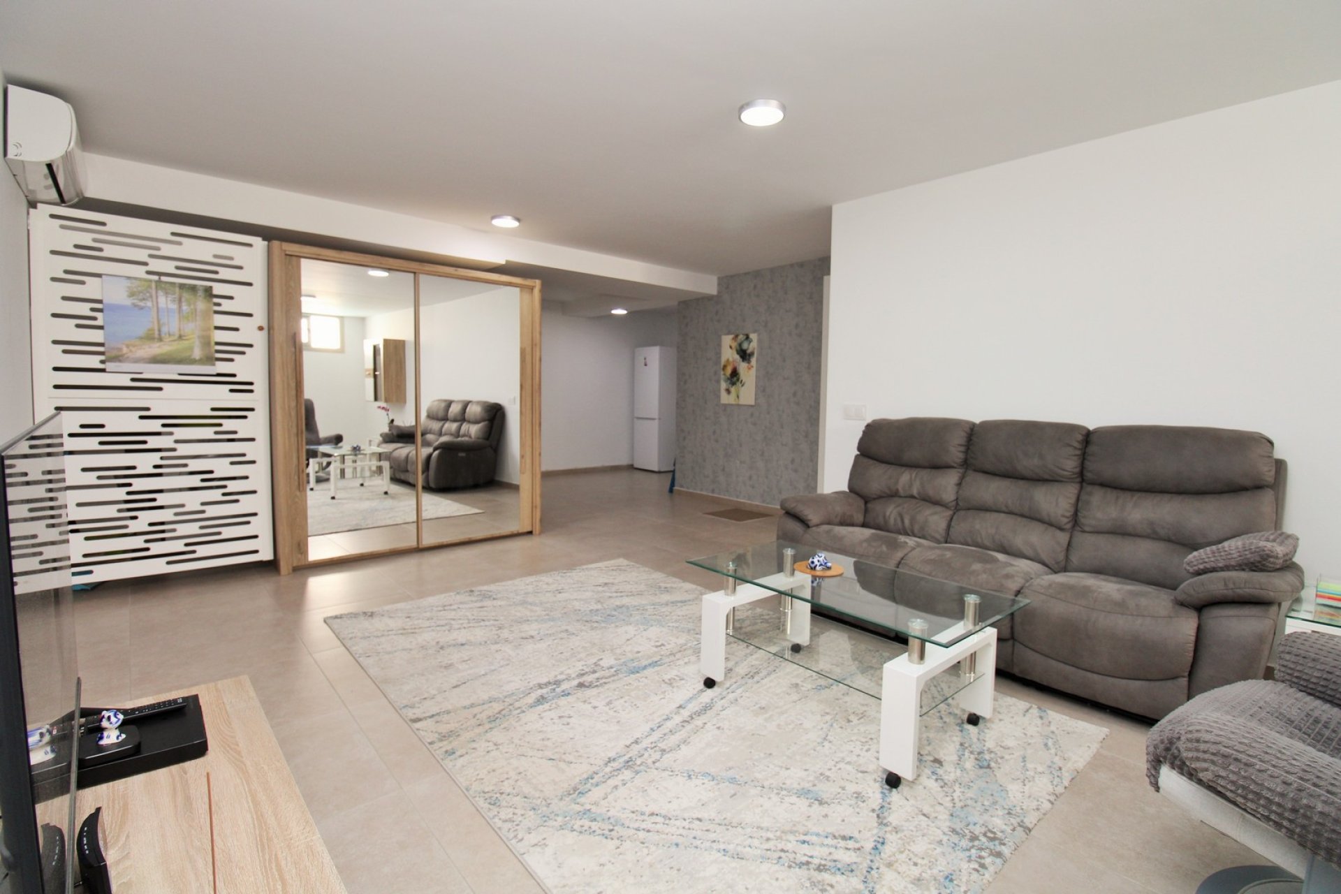 Återförsäljning - Villa -
Villamartín - Villamartin
