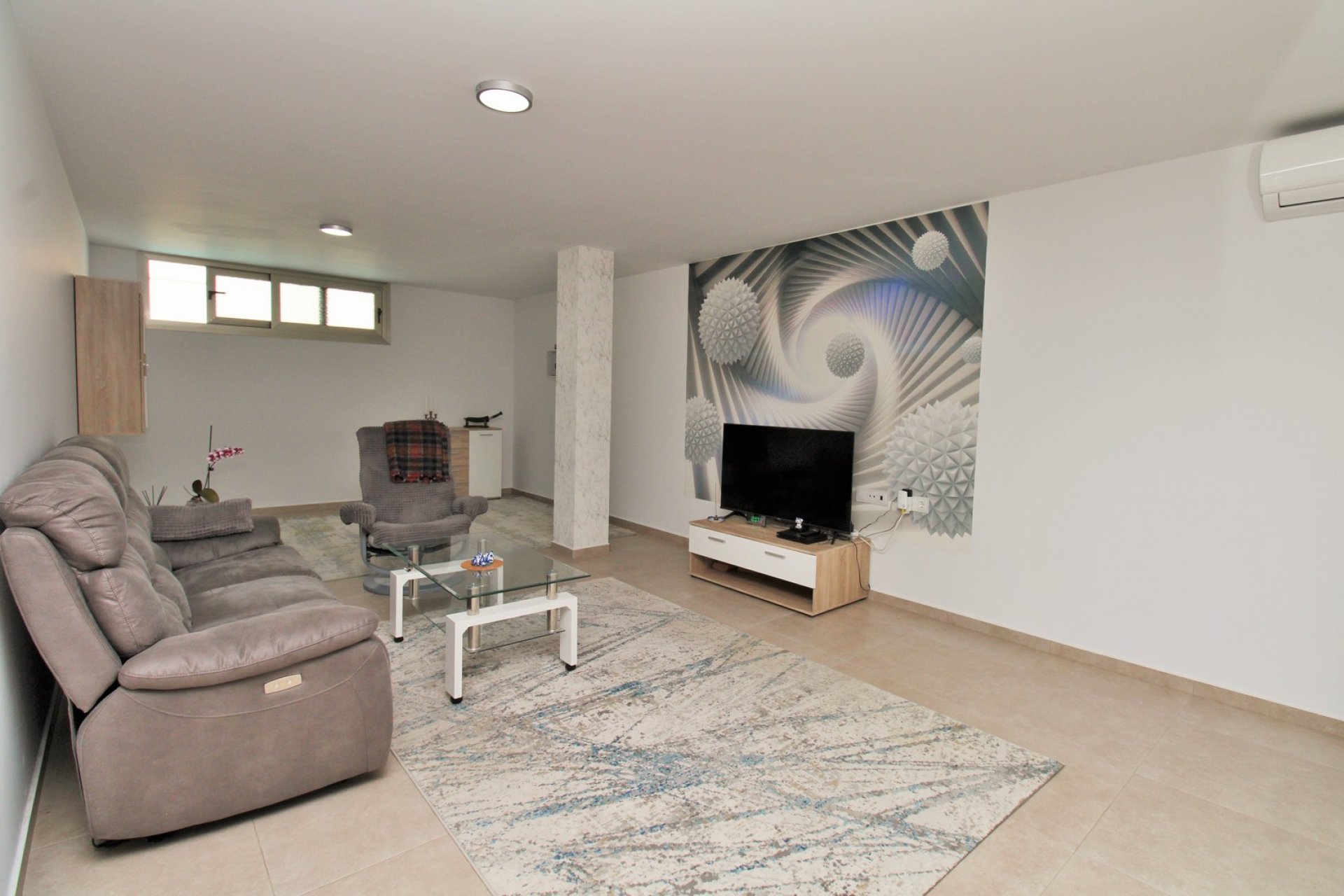 Återförsäljning - Villa -
Villamartín - Villamartin
