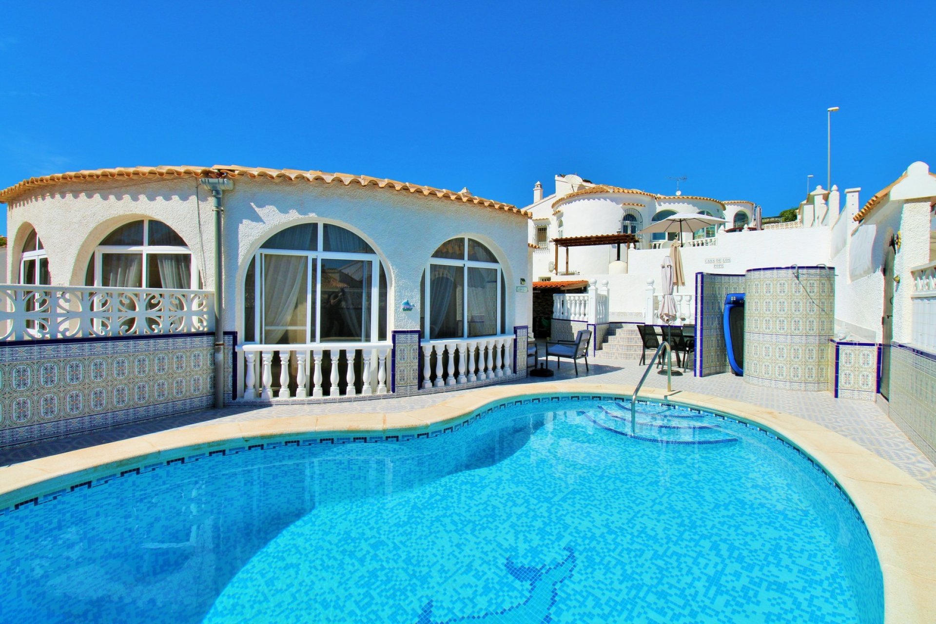 Återförsäljning - Villa -
Villamartín - Villamartin