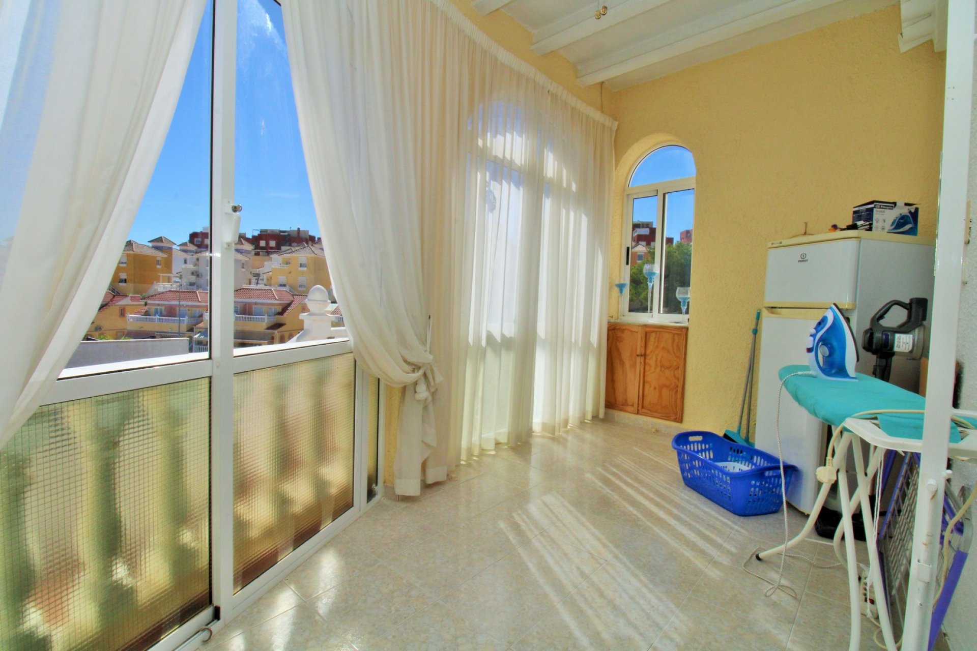 Återförsäljning - Villa -
Villamartín - Villamartin