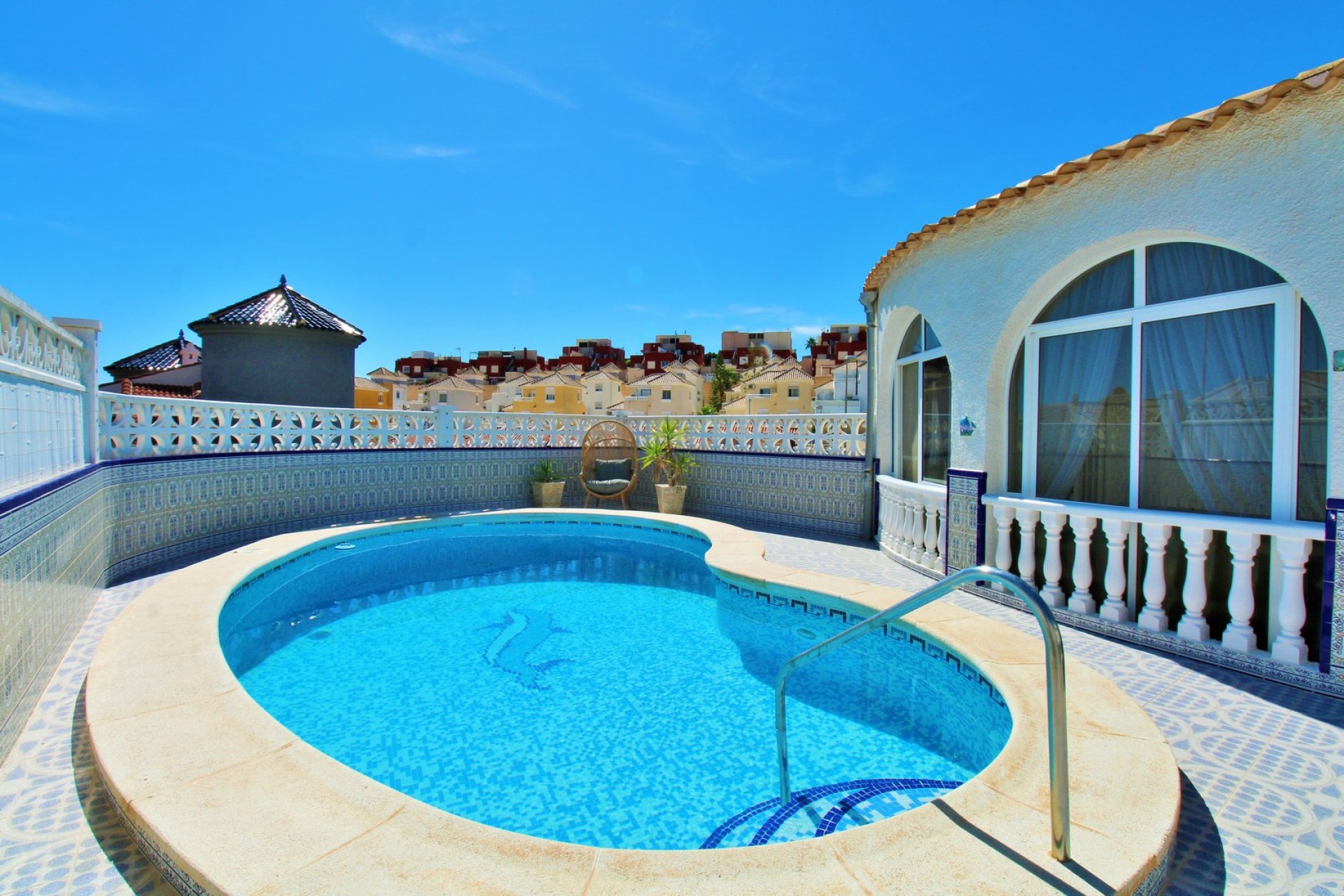 Återförsäljning - Villa -
Villamartín - Villamartin