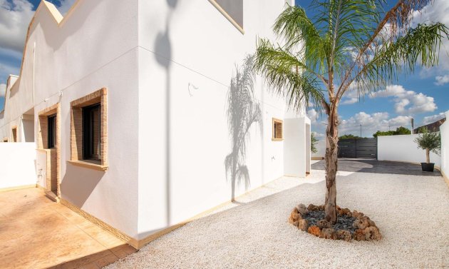 Bungalow - Obra nueva - Cox - San Fernando