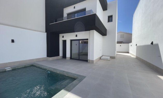 Detached Villa - New Build - Almoradí -
                Heredades