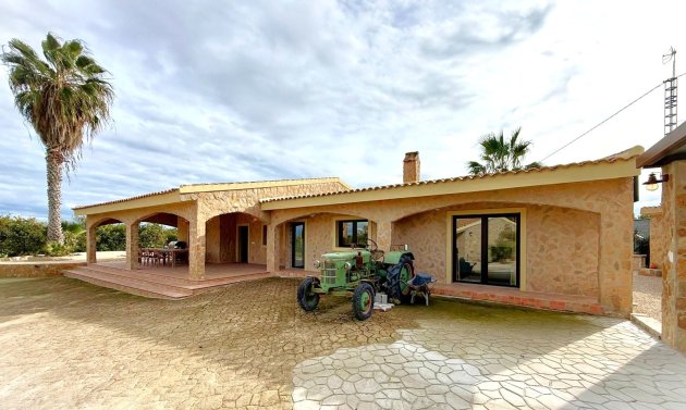 Detached Villa - Resale - San Miguel de Salinas -
                San Miguel de Salinas