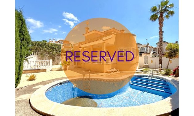 Detached Villa - Wiederverkauf - Orihuela Costa -
                Villamartín