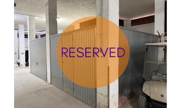 Garage - Återförsäljning - Villamartin -
                Villamartin