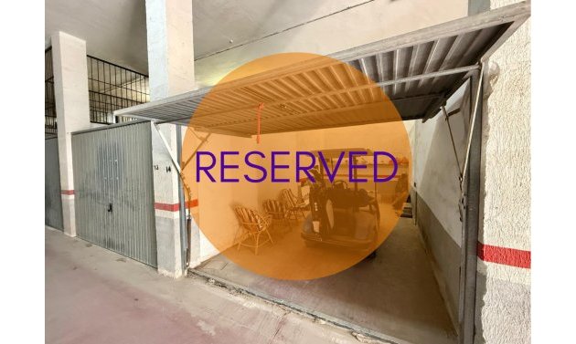 Garage - Återförsäljning - Villamartin -
                Villamartin