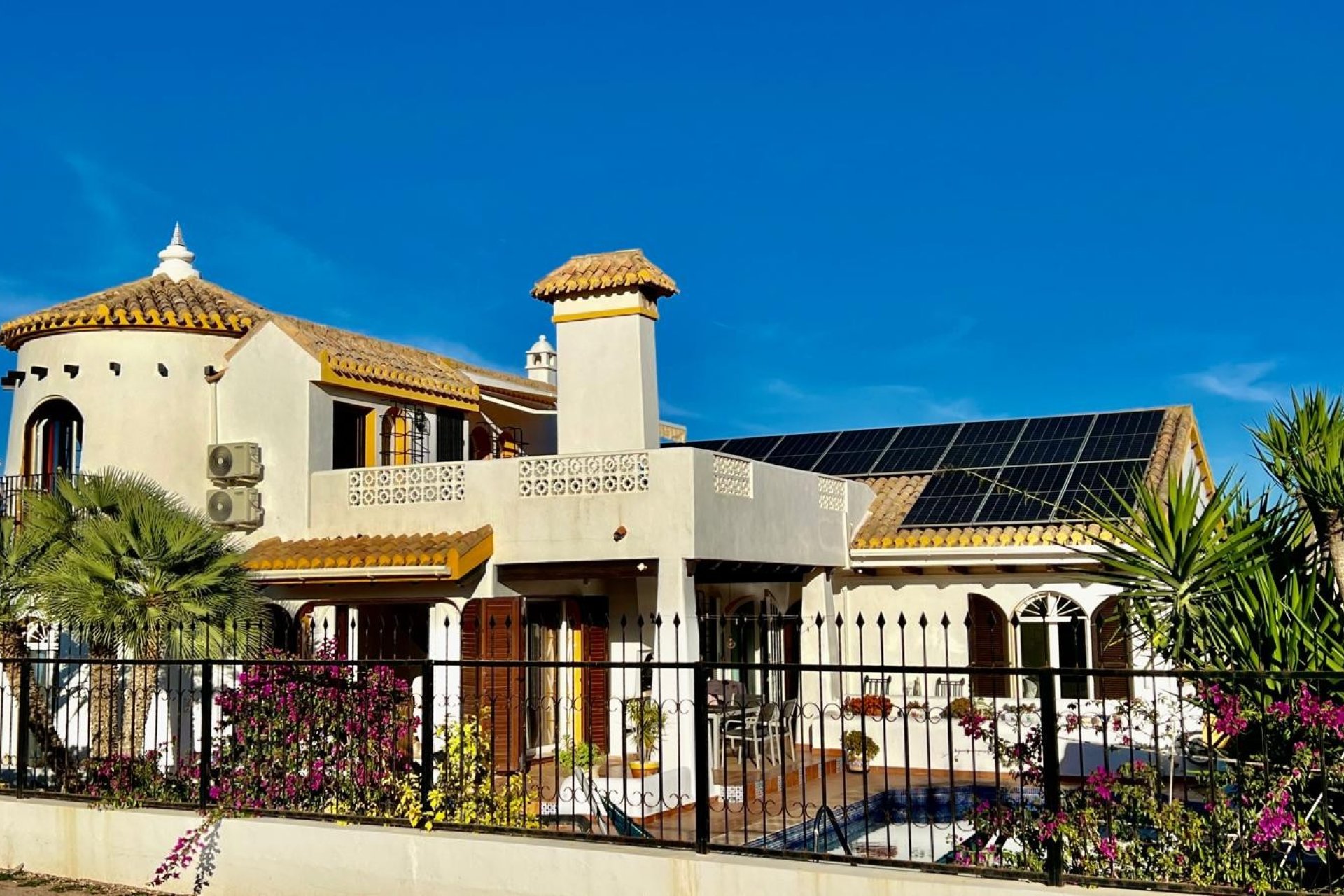 Kurzzeit-Vermietung - Villa -
Orihuela Costa - Villamartín