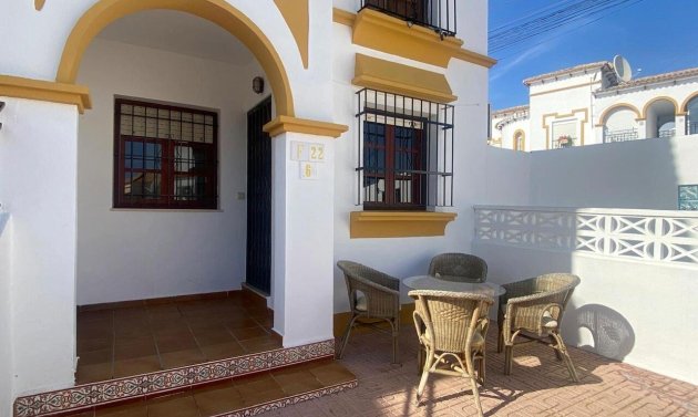 Lägenhet - Återförsäljning - Villamartín -
                Villamartin