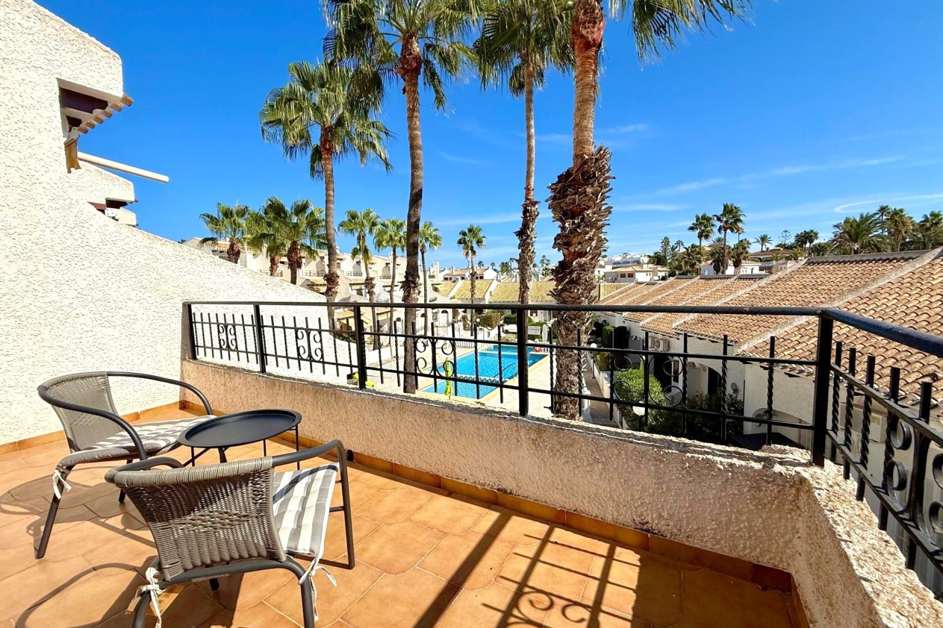 Langfristige Vermietung - Detached Villa -
Cabo Roig