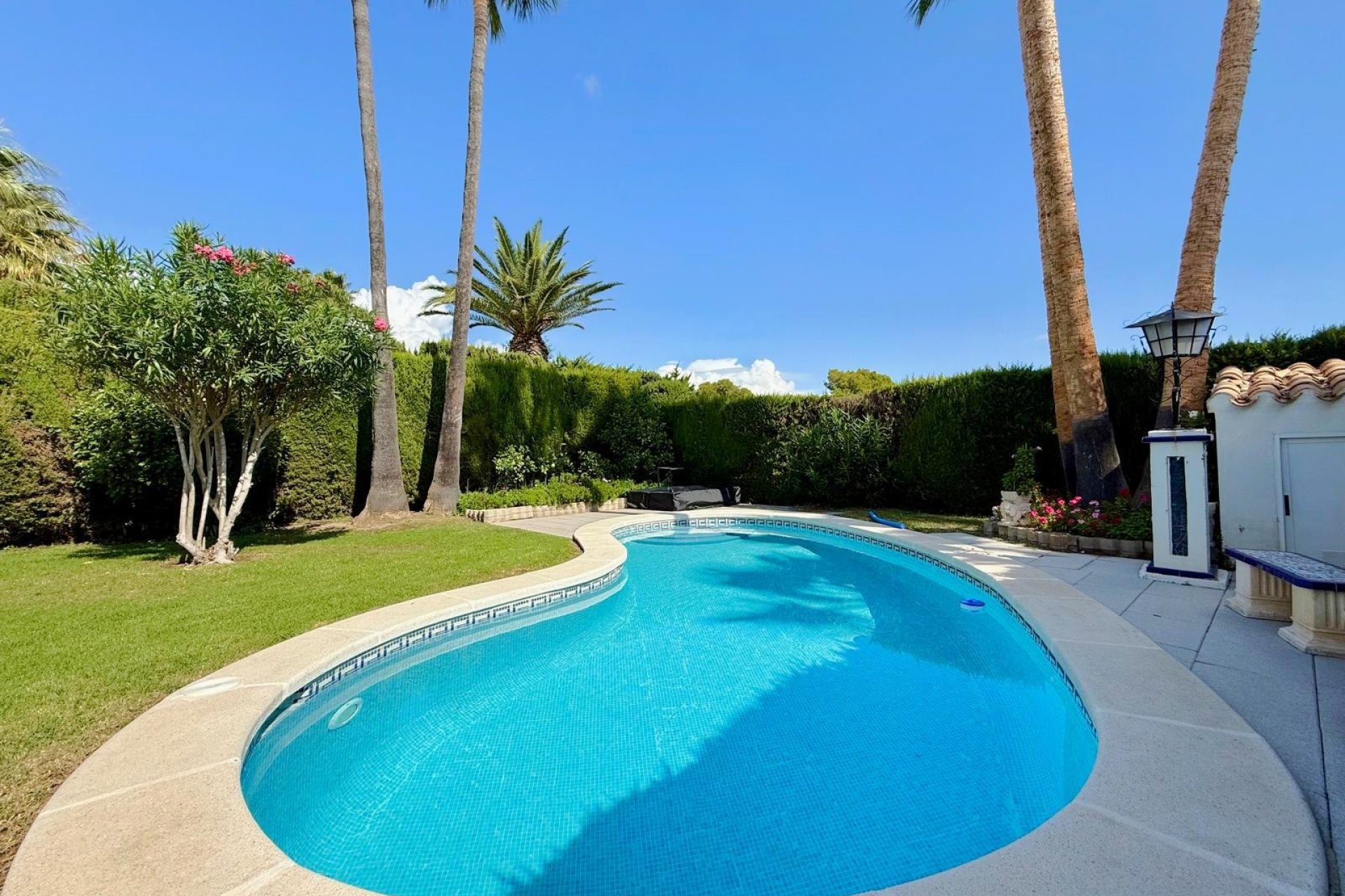 Long Term Rental - Detached Villa -
Villamartín - Villamartin