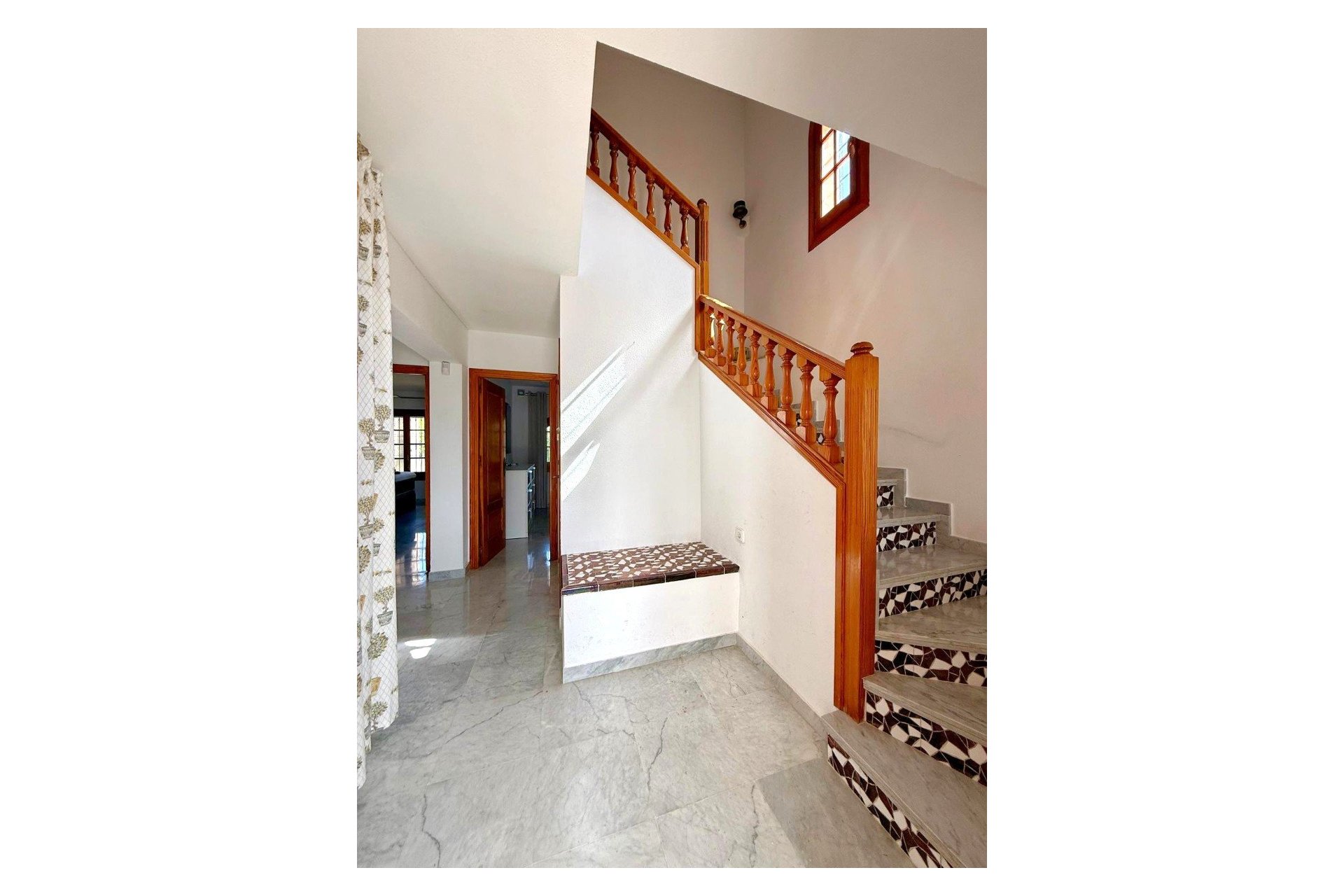 Long Term Rental - Detached Villa -
Villamartín - Villamartin