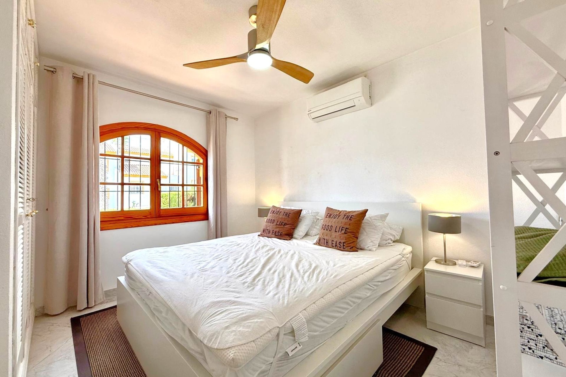 Long Term Rental - Detached Villa -
Villamartín - Villamartin