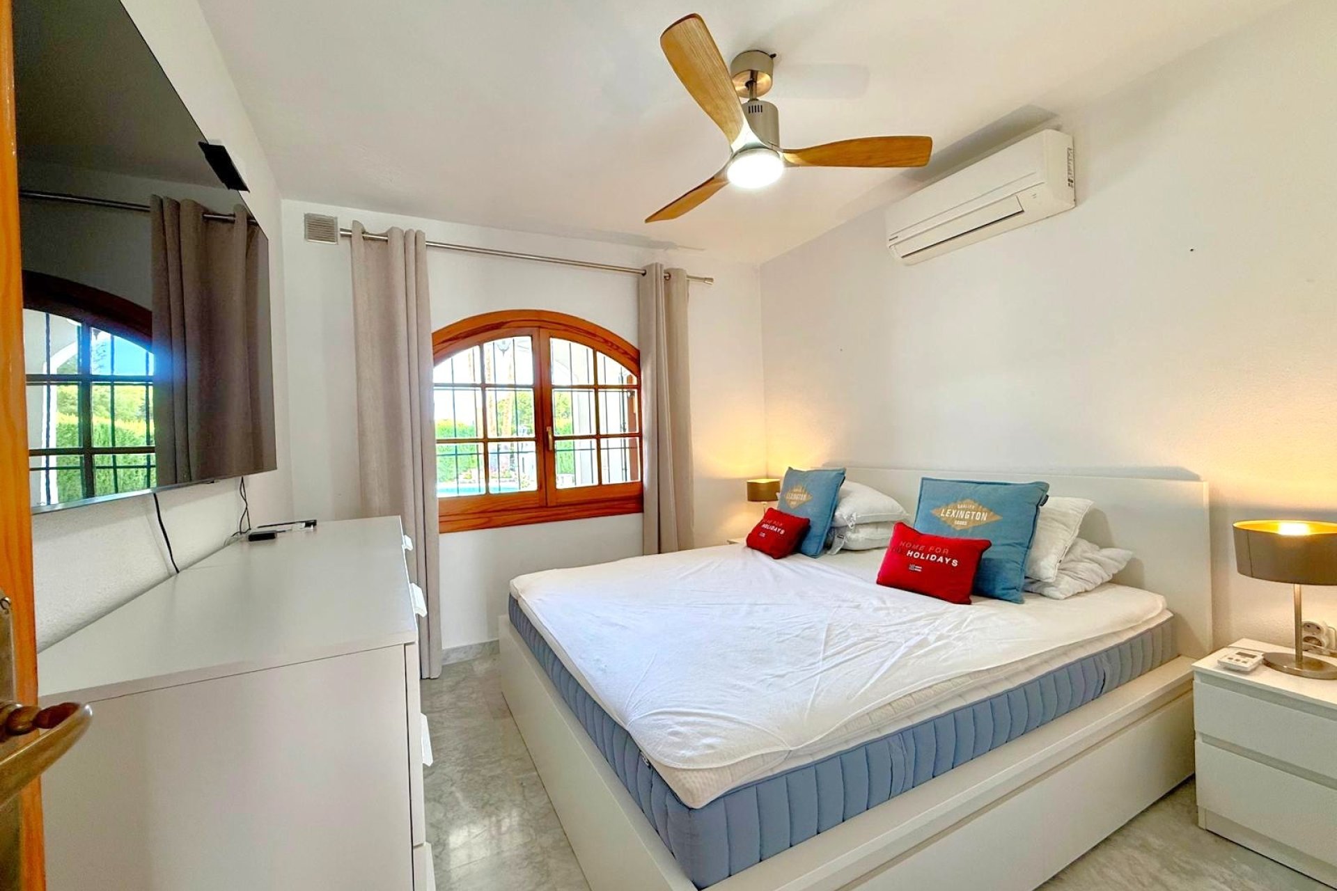 Long Term Rental - Villa -
Villamartín - Villamartin