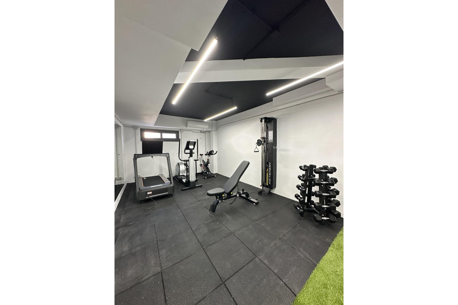 Neue Gebäude - Bungalow -
Pilar de la Horadada - pueblo