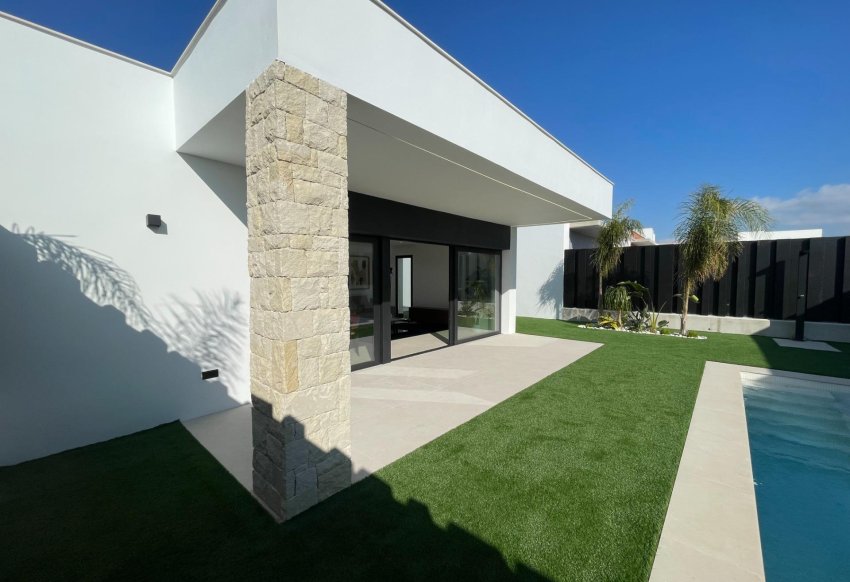 Neue Gebäude - Detached Villa -
Molina de Segura - Urb. La Quinta