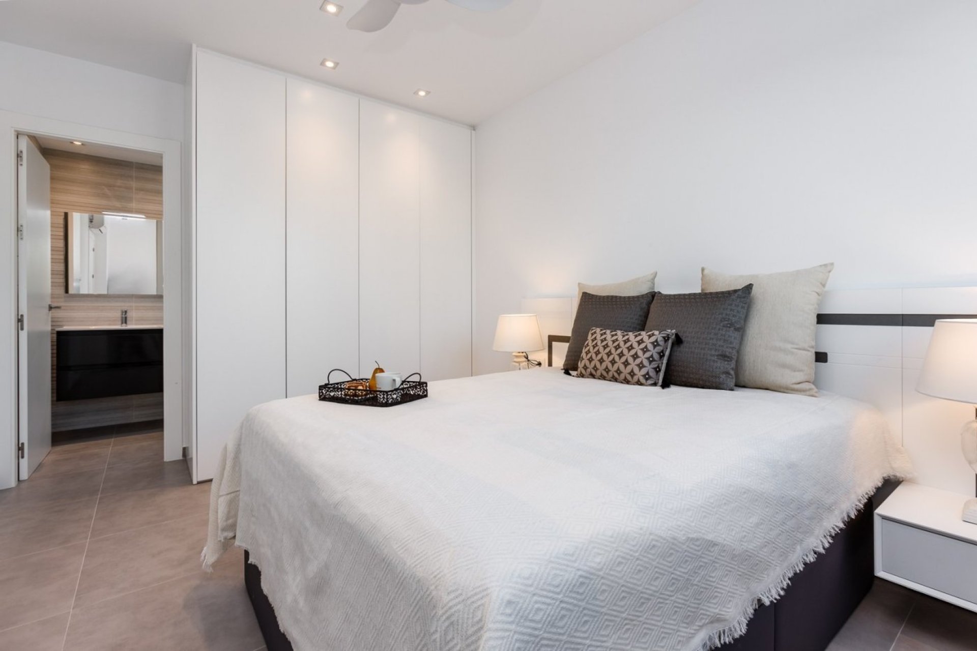 Neue Gebäude - Detached Villa -
Pilar de la Horadada - pueblo