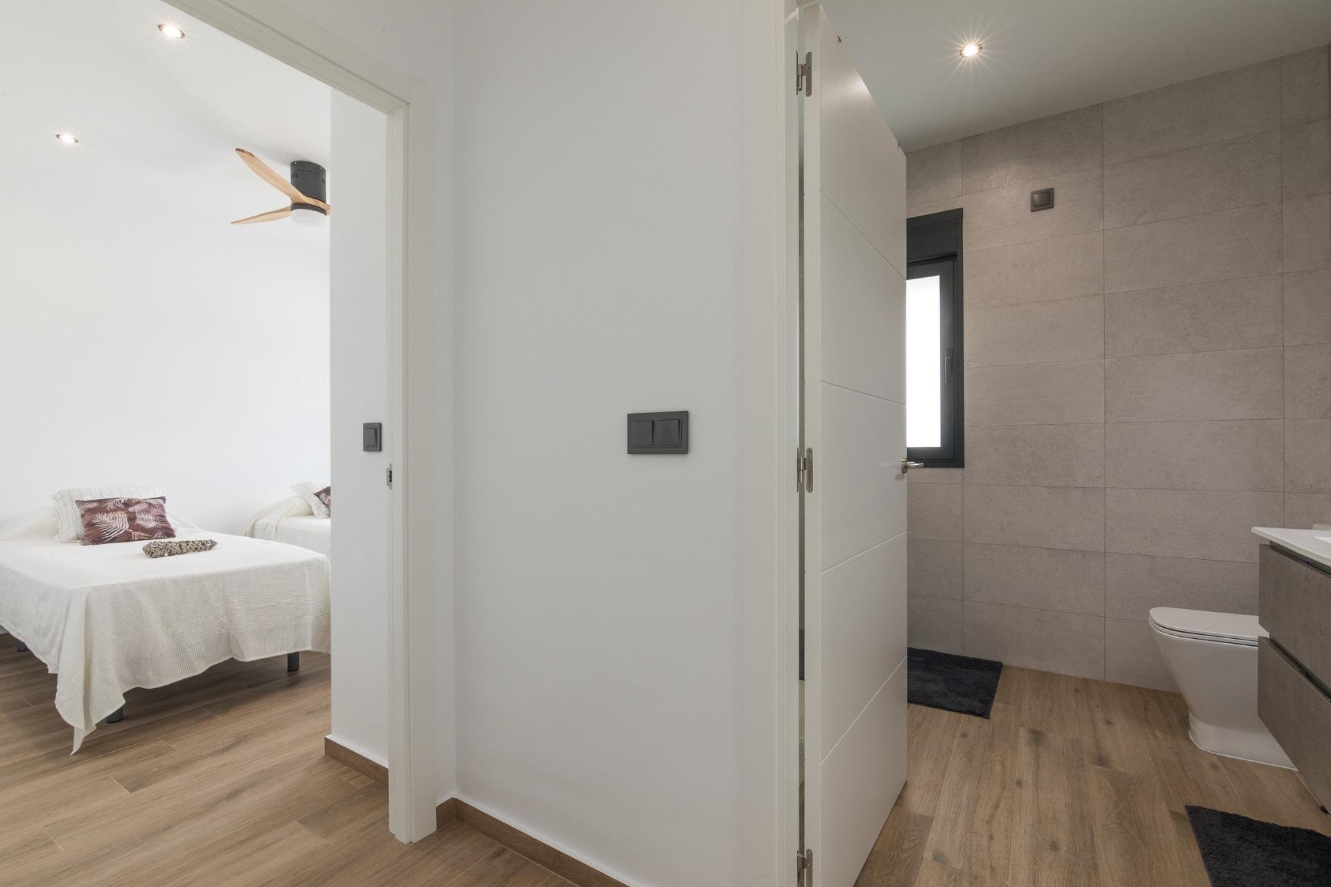 Neue Gebäude - Detached Villa -
Pinoso - Lel