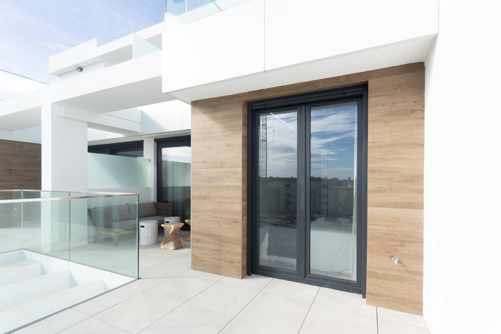 Neue Gebäude - Duplex -
Denia - L´Estanyó (Marinas)