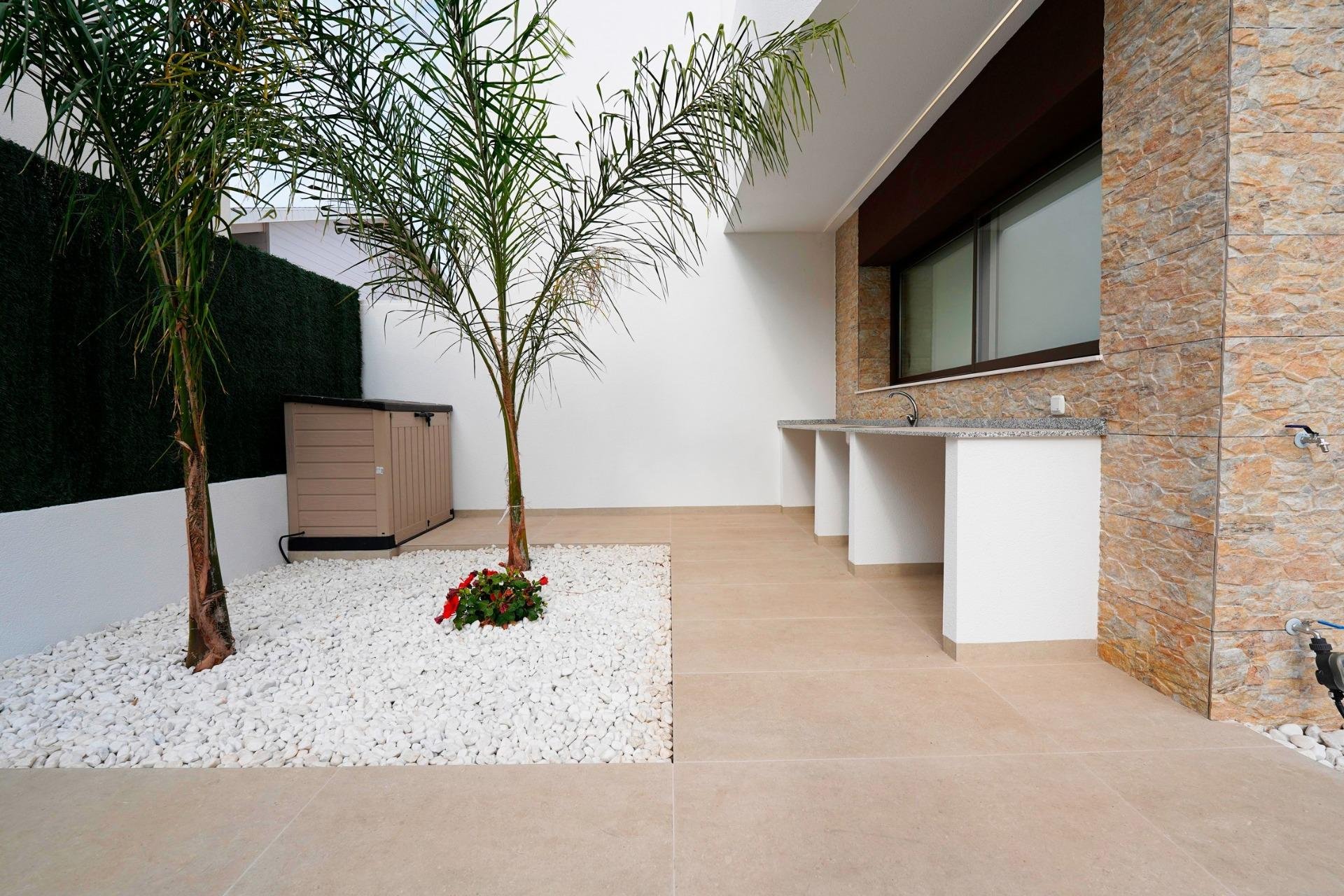 Neue Gebäude - Stadthaus -
Almoradí - Las Heredades