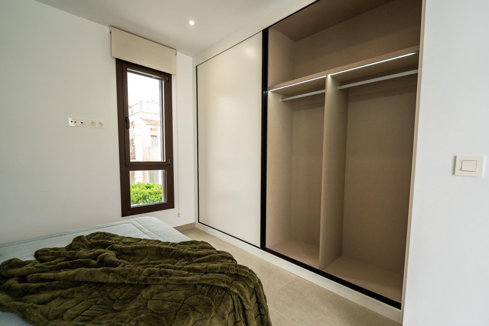 Neue Gebäude - Stadthaus -
Almoradí - Las Heredades