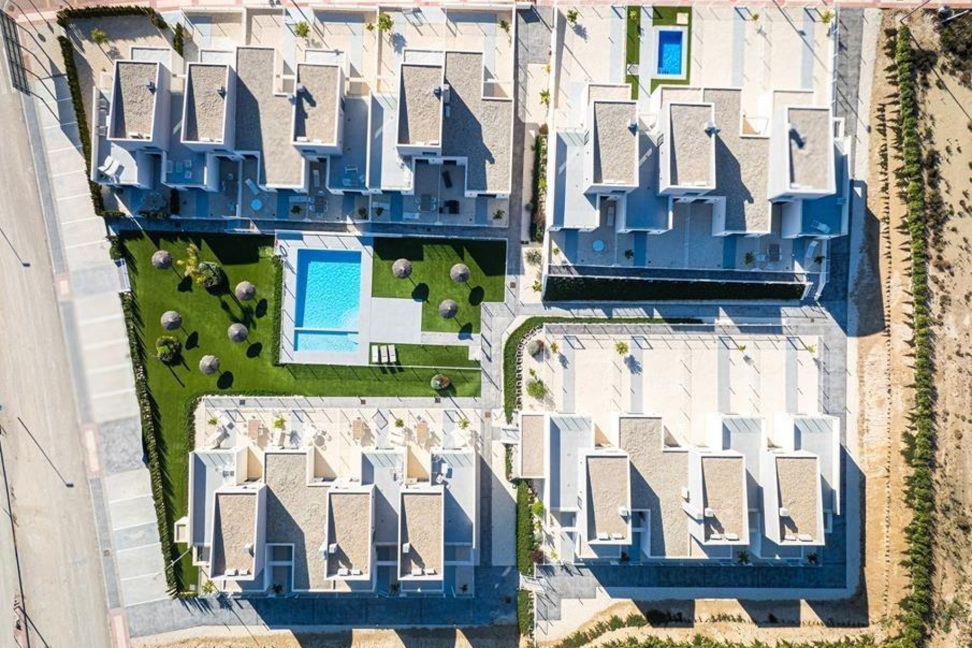 Neue Gebäude - Stadthaus -
Baños y Mendigo - Altaona Golf