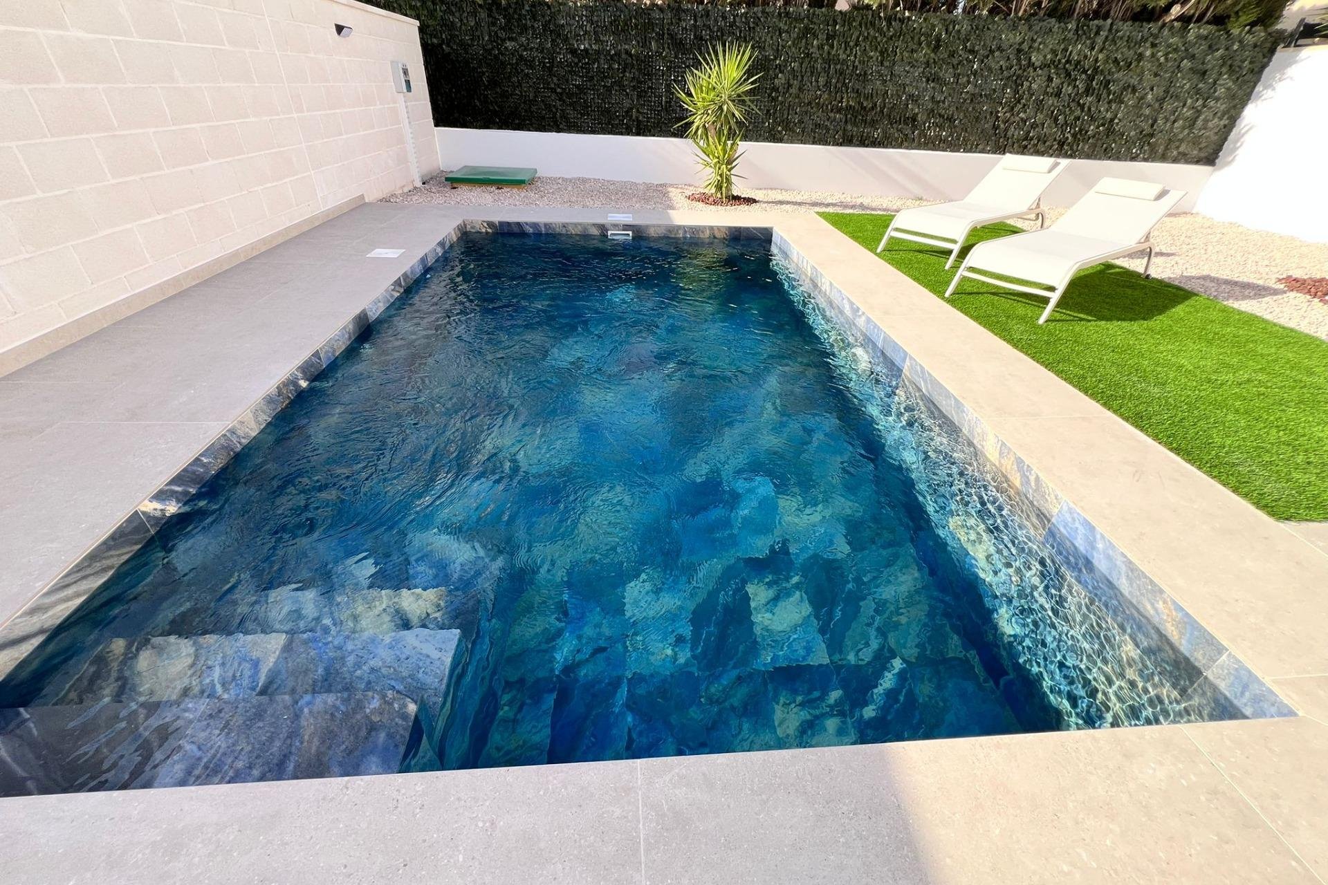 Neue Gebäude - Stadthaus -
Benferri - Benfis Park