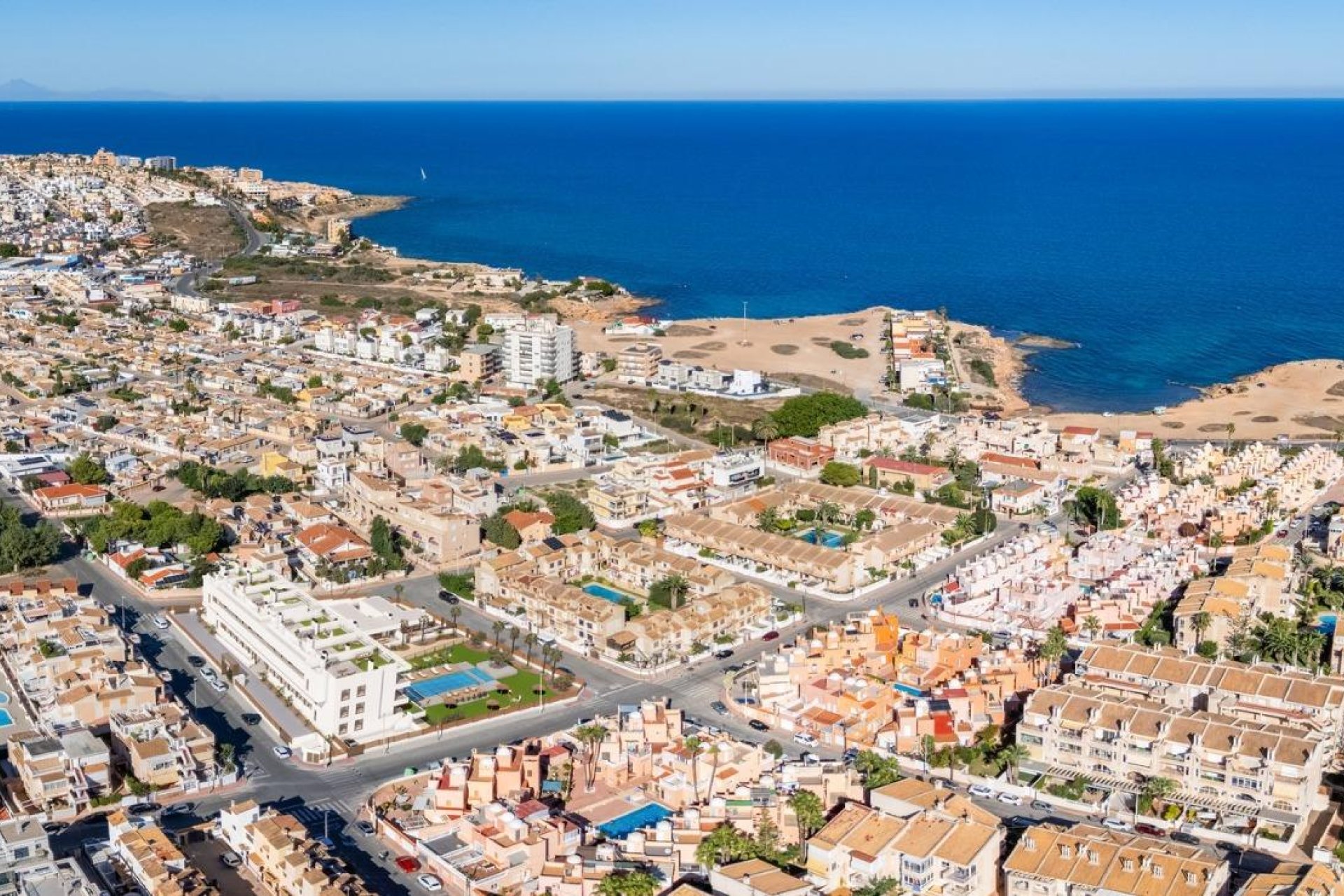 Neue Gebäude - Stadthaus -
Torrevieja - Los Frutales