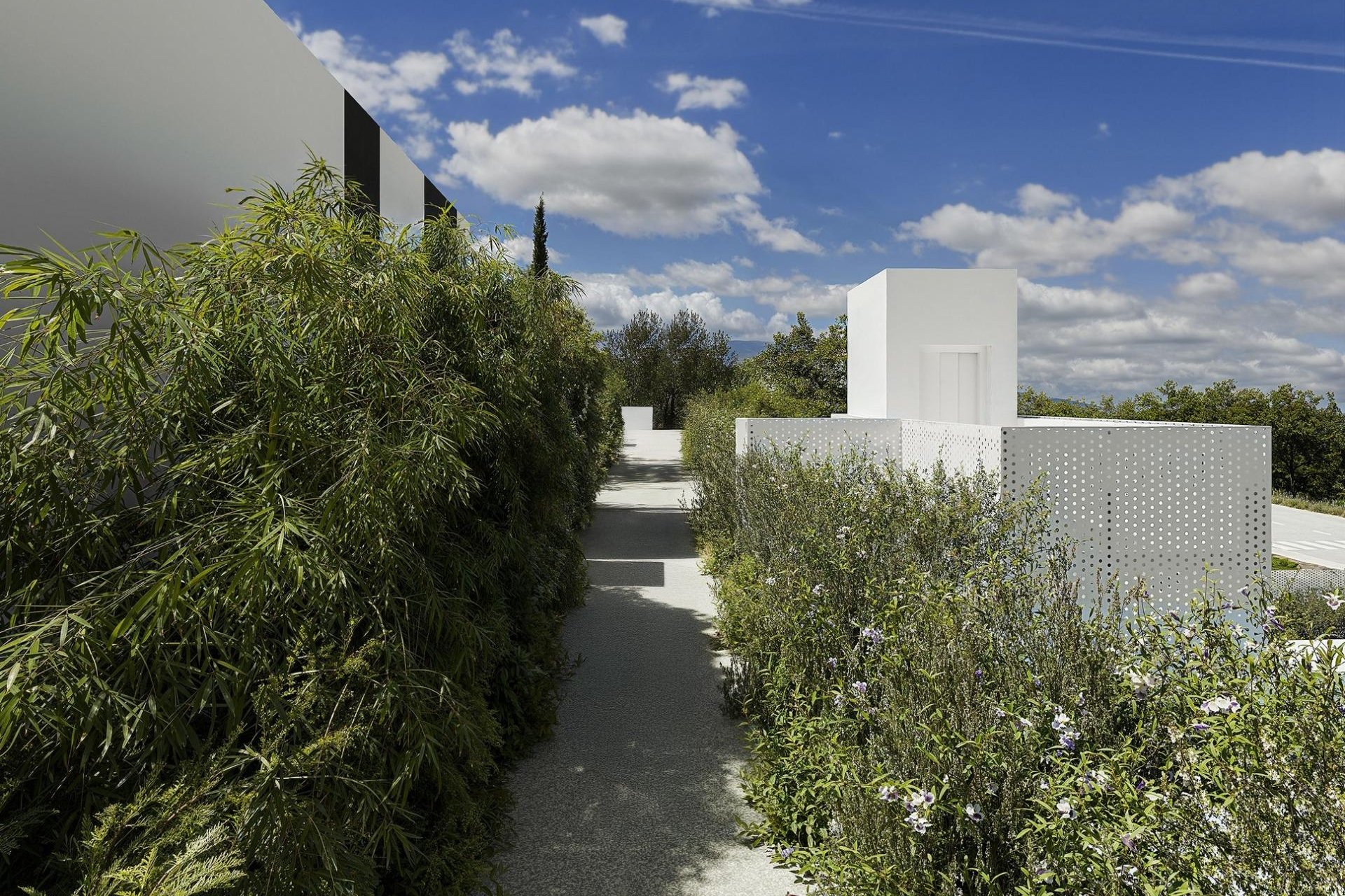 Neue Gebäude - Villa -
Alfas del Pí - Barranc Fondo