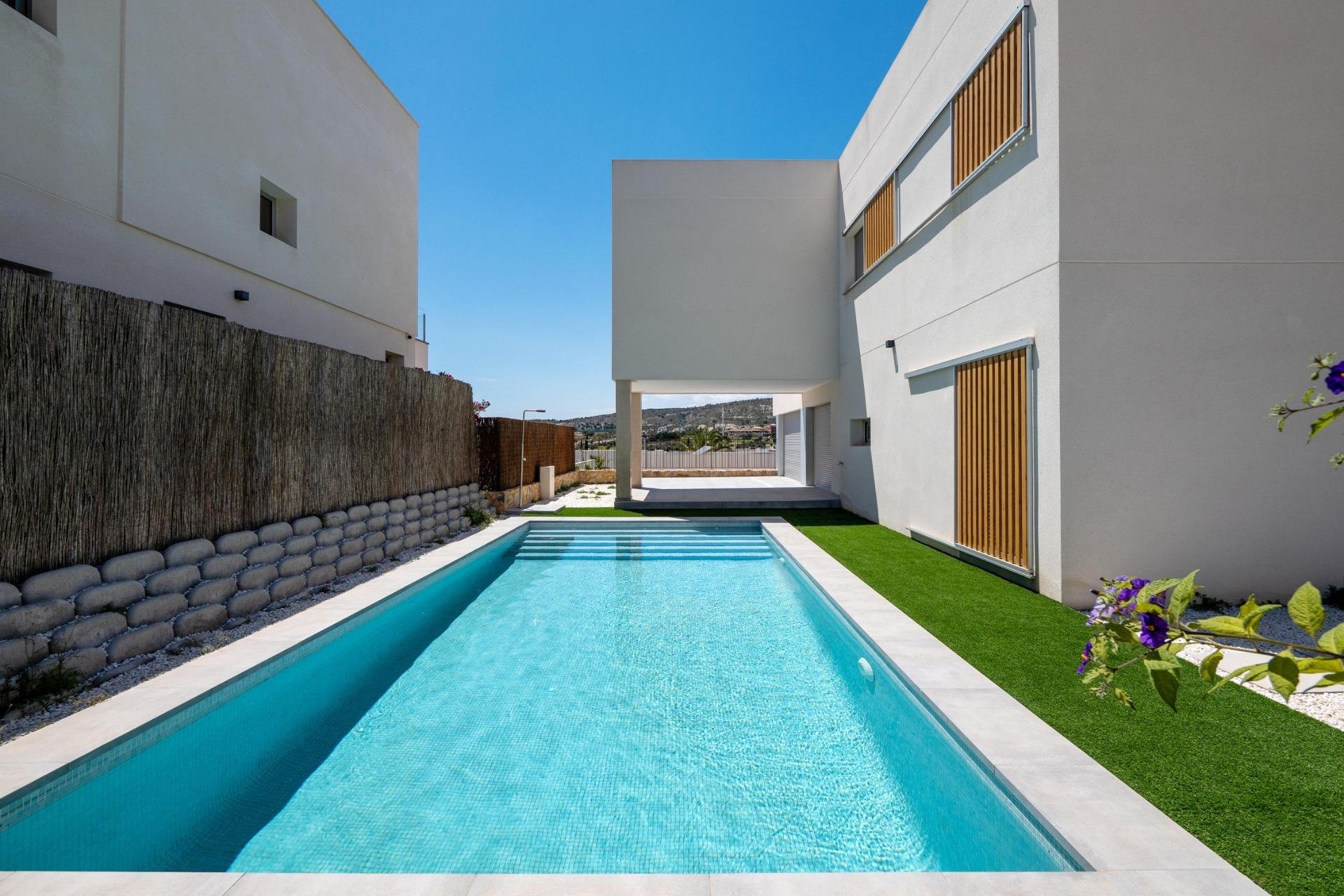 Neue Gebäude - Villa -
Algorfa - La Finca Golf