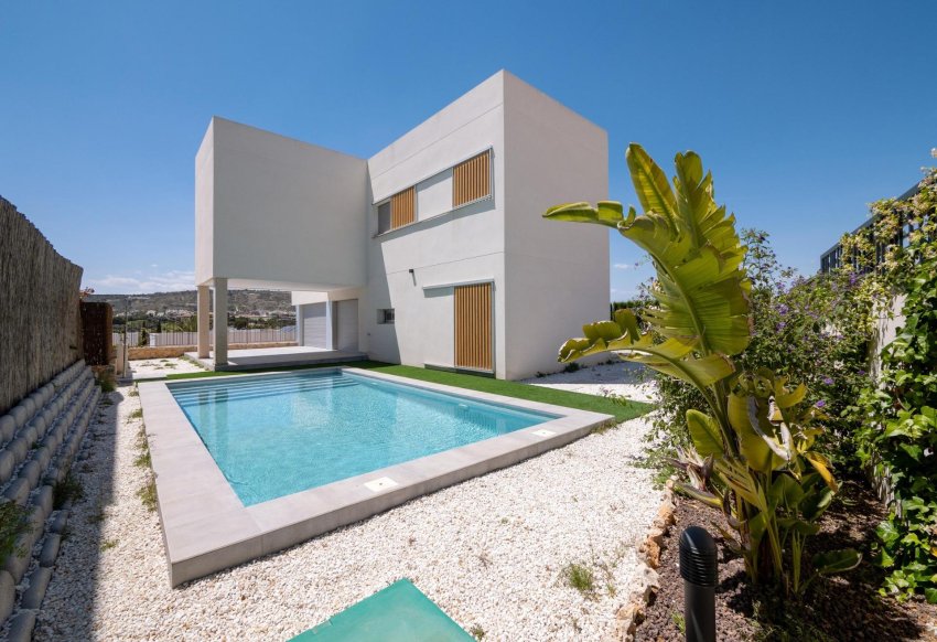 Neue Gebäude - Villa -
Algorfa - La Finca Golf